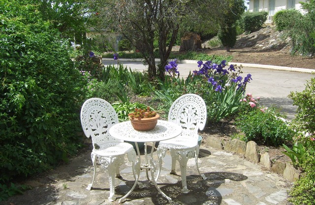 Garden Motor Inn