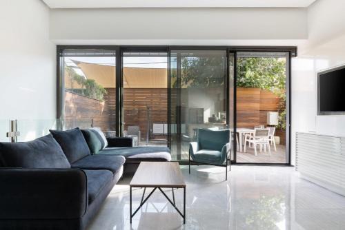 Garden Oasis by Five Stay