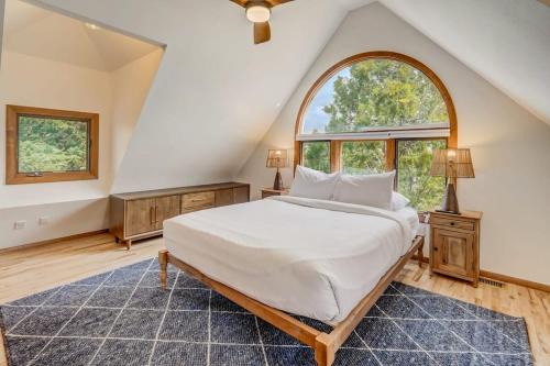 Garden of the Gods Base Camp Dog-Friendly