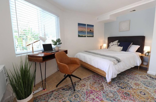 Garden Suite - 10 mins to Beach and LAX