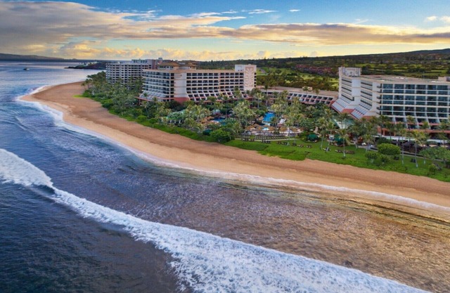 Garden View - 2 Bedroom - Marriott's Maui Ocean Club: Molokai, Lanai, Maui Towers - Full Resort Acce