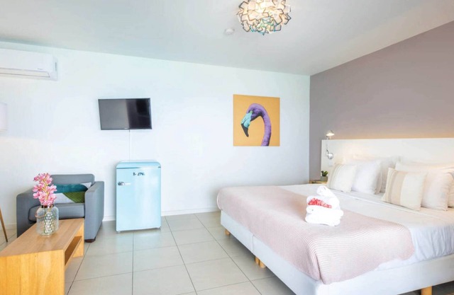 Garden View Deluxe Suite