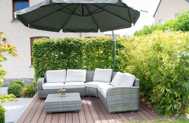 Villa con vista al jardín en Habay-la-Neuve con sauna