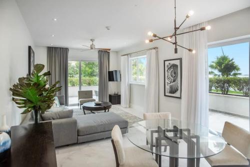 Garden Villa Condo at ONE Cable Beach