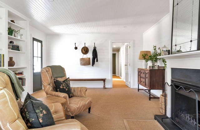 Gardeners Cottage, Burrawang - 4pm checkout Sundays, except Peak Season