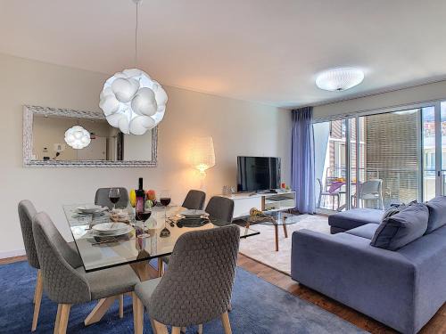 Gardenia Apartment by LovelyStay