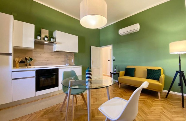 Garibaldi 36 Apartament