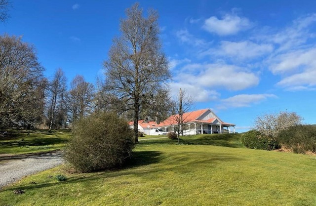 Garlies Lodge - a lodge that sleeps 10 guests in 5 bedrooms