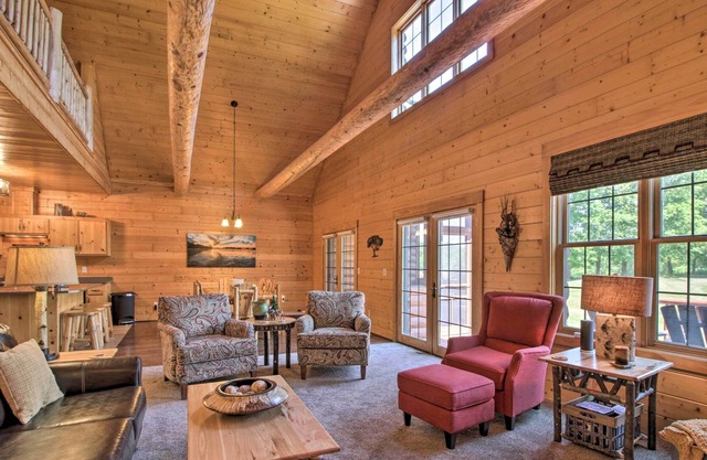 Garrison Golf Course Townhome: 1 Mi to Lake!