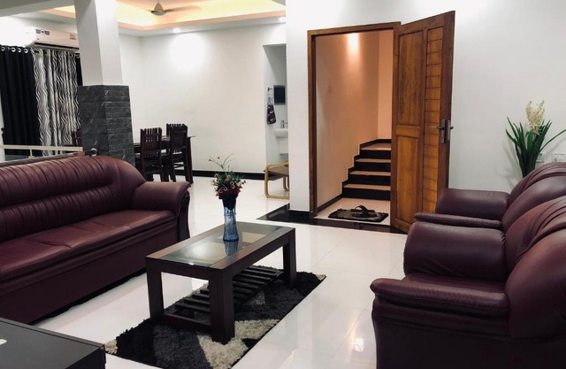 Garuda Suites