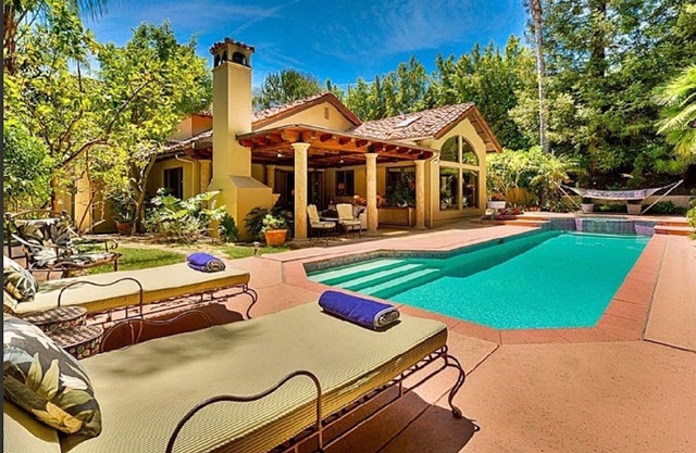 17. ¡5K AL MES POR LARGO PLAZO! ¡NINGUNA OTRA VILLA ESTE CALIBRE PUEDE GANAR EL PRECIO!