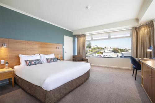 Gateway Hotel by Nightelier