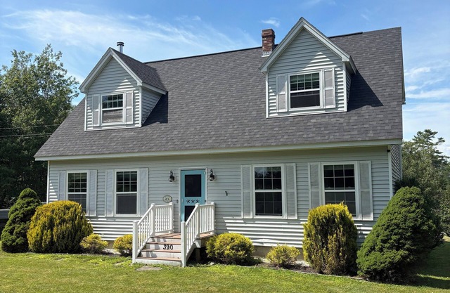 Gather in Castine - 4BR Retreat w/ Fire pit and Big Outdoor Space