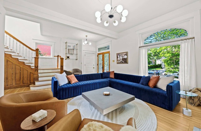 Gatsby House | Luxe 3BR + Game Room Near Bardstown