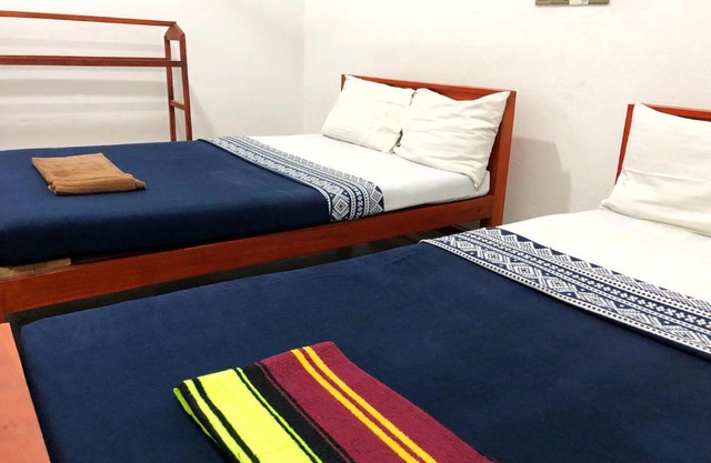 Gayashan Guest House