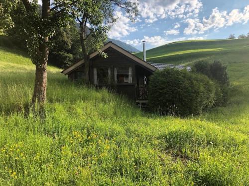 Gemütliche Berghütte in Sonniger und Super Lage!