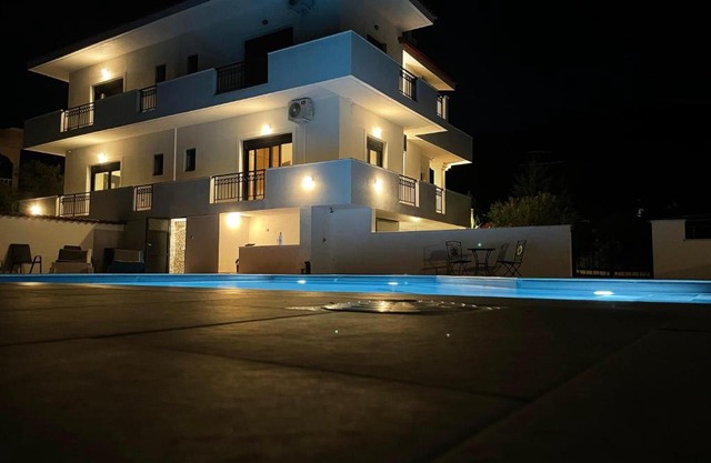 Gemütliches Ferienhaus mit Pool auf der Peloponnes