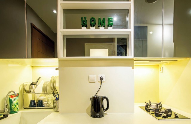 Genius Jakarta - Gading Greenhill Apt