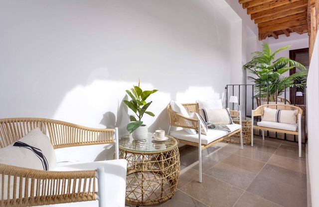 Genteel Home Horno Marina