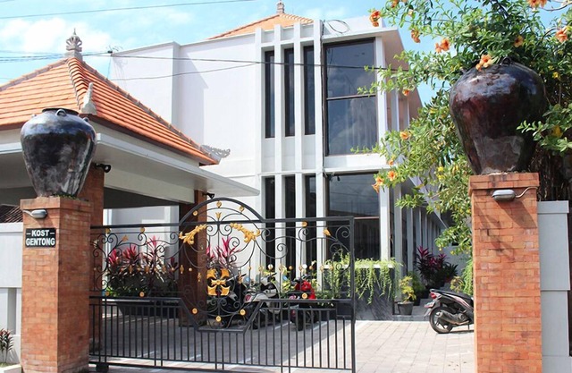 Gentong Kost