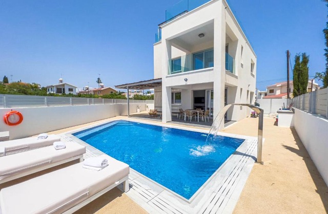 Geo Panoramic Villa Konnos - Pool, Game Room, Gym