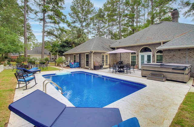 Statesboro Home w/ Lake + Pool ~ 10 Mi to GSU