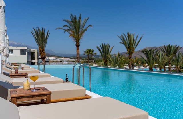 Georgioupolis Suites