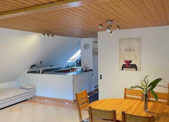 Geräumiges Maisonette Apartment