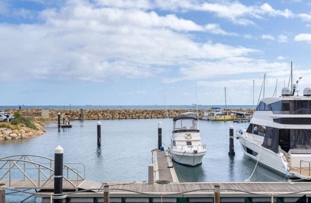 Geraldton Northshore Nirvana overlooking the Marina Boardwalk in City Centre