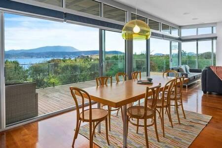 Getaway-Hideaway you Choose views -close to beach