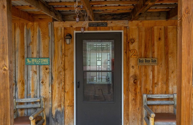 Ghost Canyon Ranch y B & B