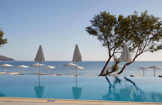 Giannoulis – Grand Bay Beach Resort - Adults Only