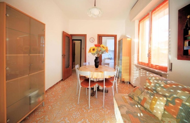 Giardini 13 Int 10 - Una Habitación Piso, Capacidad 5