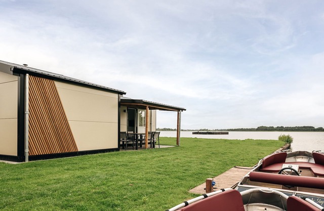 Accogliente chalet con aria condizionata e sloop