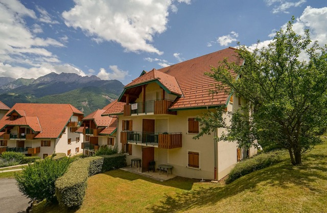 Appartement Spacieux et Abordable avec Balcon