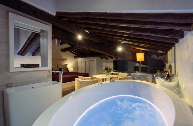 Gigli D'Oro Suite