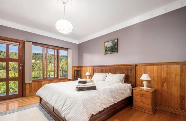 Gilderoy Valley Views- Farm house