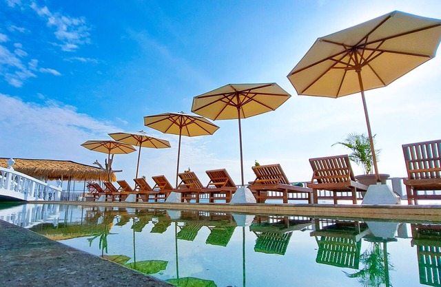 Gili Beachfront Suites