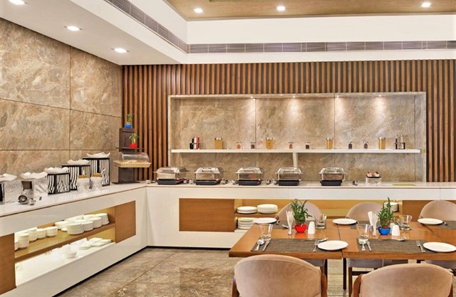 Ginger Vadodara RCR