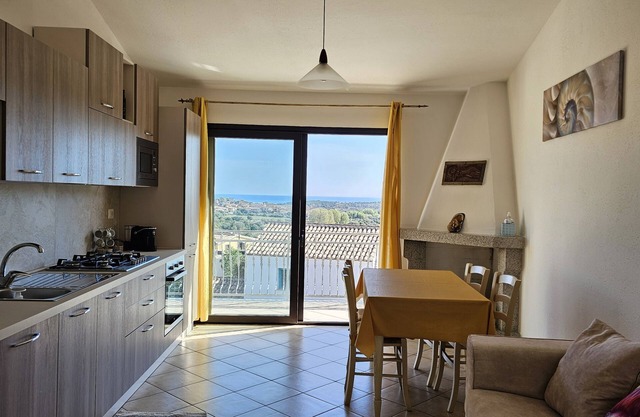 Giovanni's House - Sea and Hills View