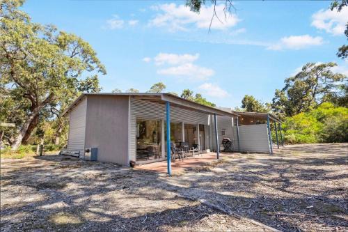 Gippsland - Waterfront Retreat