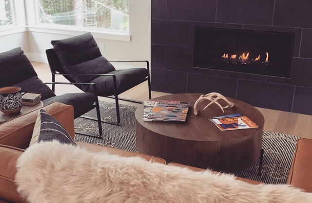 Girdwood Nordic Style Townhome Luxury Retreat for Couples, Groups or Families