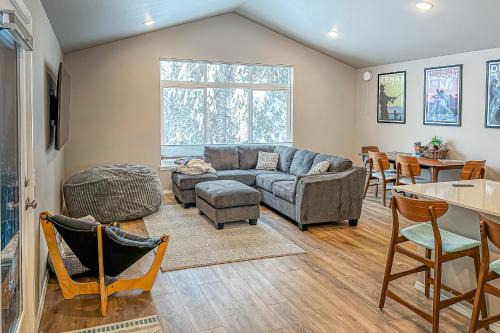 Girdwood Vibes, Unit B