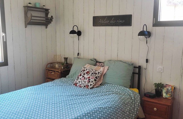 Gite 400 metres from the sea