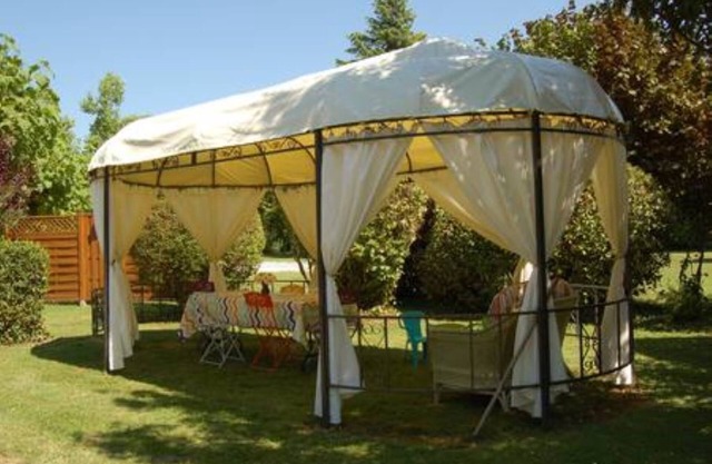 Gite Avec SA Piscine ET SON Parc Prives