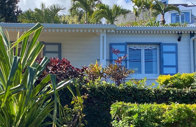 Gîte Créoline 4* con piscina, aire acondicionado y estacionamiento cerca de la playa