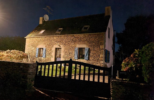 GITE DE ST ALOUR, HOUSE COMBINING ANCIENT AND MODERN CHARM