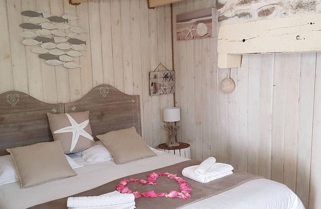 Gite for 19 people, 200 m from the sea on the GR34