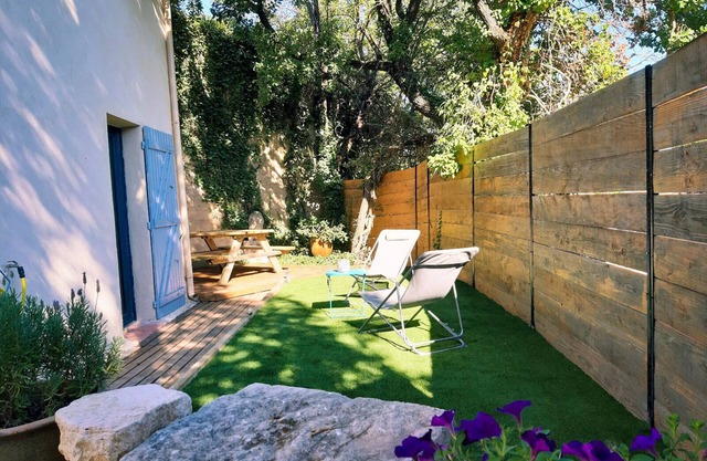 Gîte La Quille *** - Hamlet house in Provence for 4 people with garden