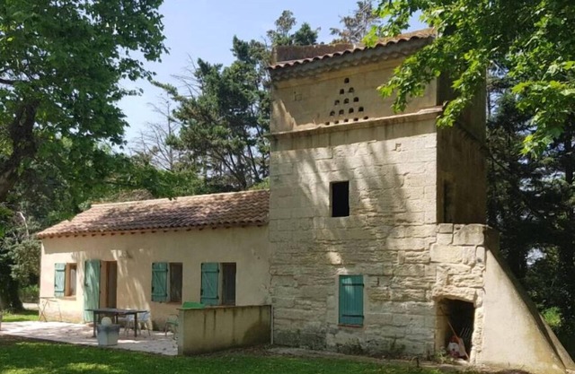 Le Pigeonnier, casa rural para 5 personas en el corazón del parque natural de la Camarga.